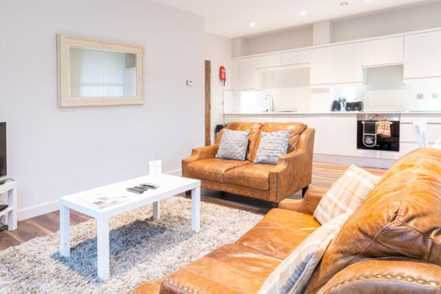 City Stay Apartments - Centro Milton Keynes Bagian luar foto