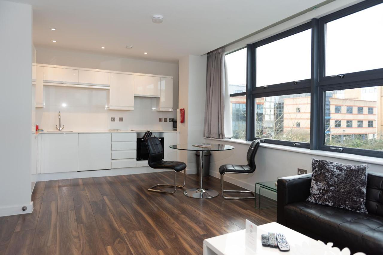 City Stay Apartments - Centro Milton Keynes Bagian luar foto