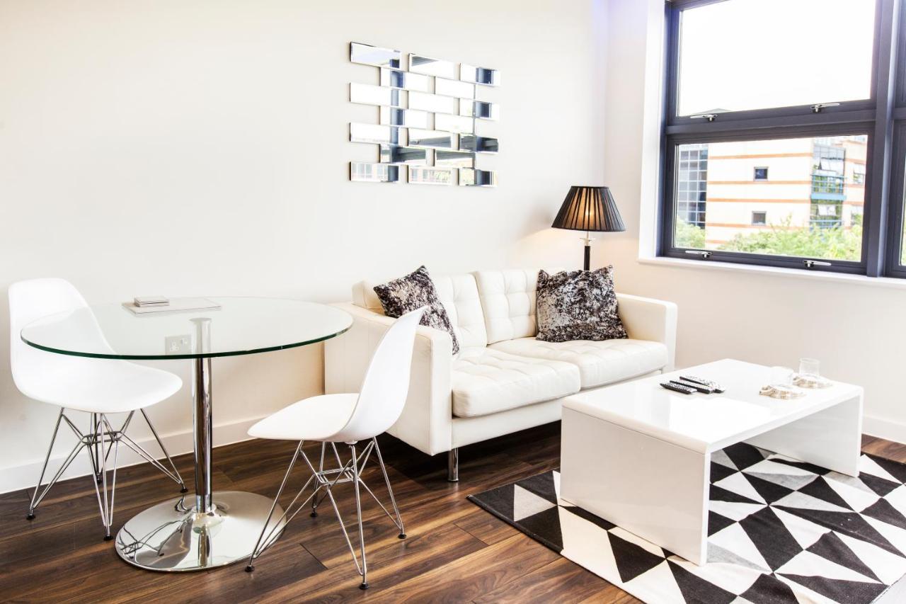 City Stay Apartments - Centro Milton Keynes Bagian luar foto